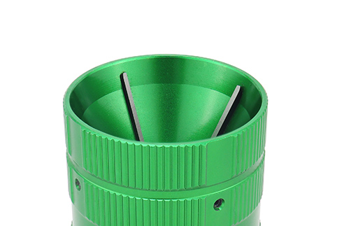 deburring outer pipe